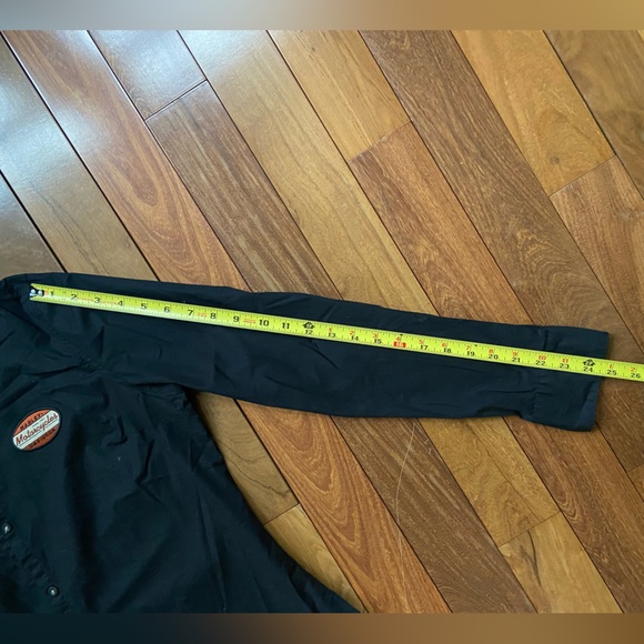 Harley-Davidson button up - Picture 5 of 7